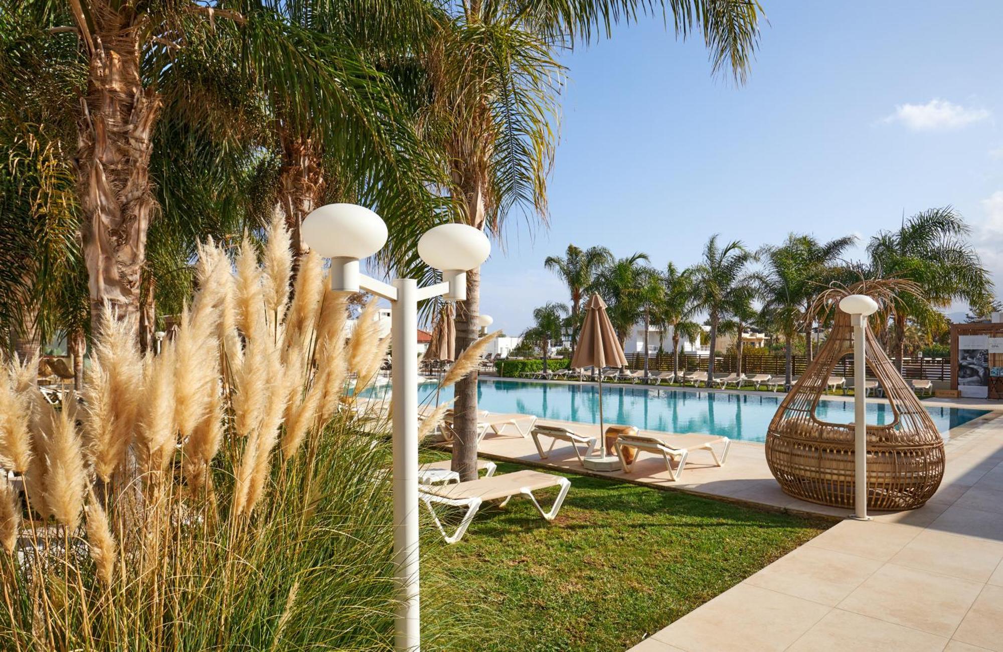 Kyknos Beach Hotel & Bungalows Малія Екстер'єр фото